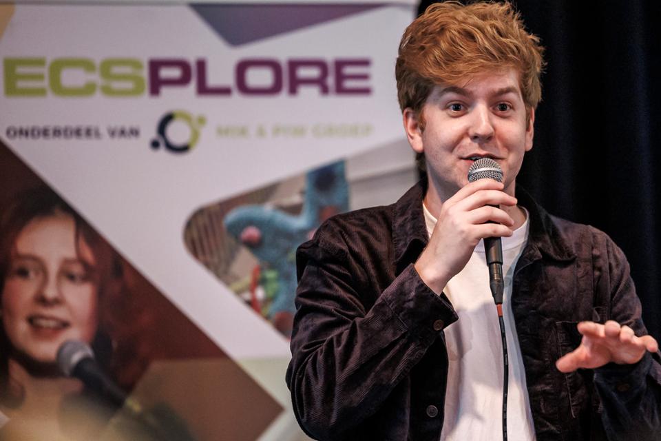 De Bloeiende zondag gaat op tour.